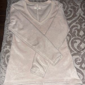 UGG sweater
